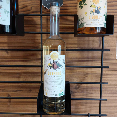 Suzanne - Boisson spiritueuse à base d'eau de vie de Gentiane et de jus de raisin - L'Atelier Sauvage - 50 cl